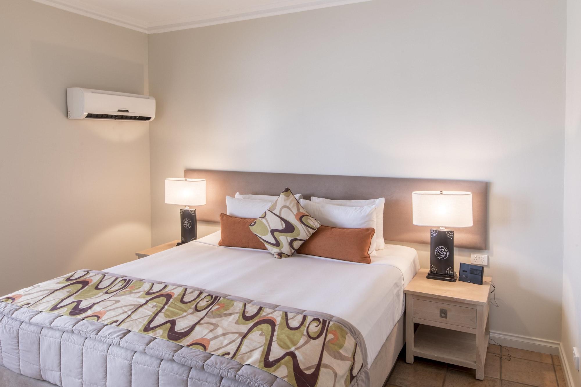 ברום Moonlight Bay Suites מראה חיצוני תמונה