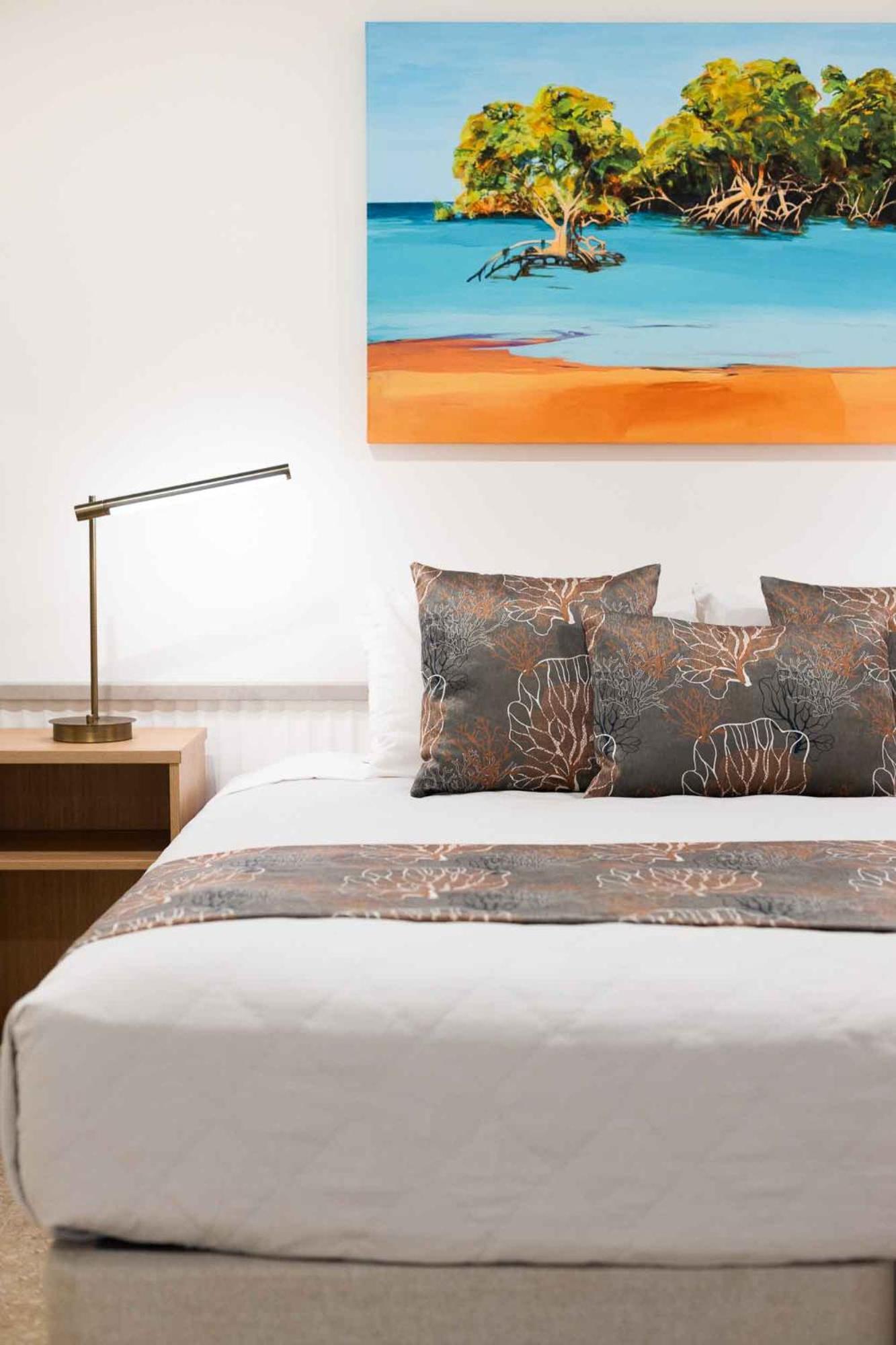ברום Moonlight Bay Suites מראה חיצוני תמונה